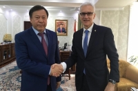 El Secretario General de INTERPOL, Jürgen Stock, se reunió con el Ministro de Interior de Tayikistán, Rahimzoda Ramazon Hamro.